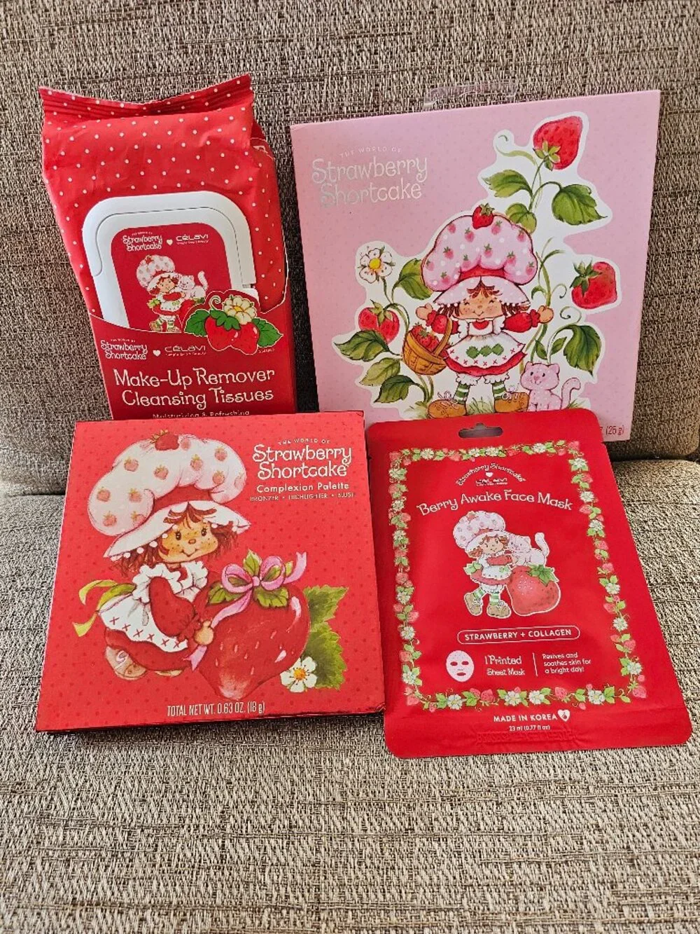 Strawberry Shortcake Makeup Beauty Bundle Palettes Célavi Skincare